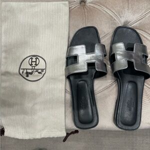 Hermes Silver Metallic Oran Sandals